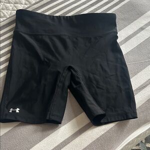 Under Armour Women's Black Bike Shorts